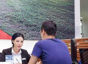 课本有了，爱丝美丝学校的写真集等你下载，欺负学生真有一套！