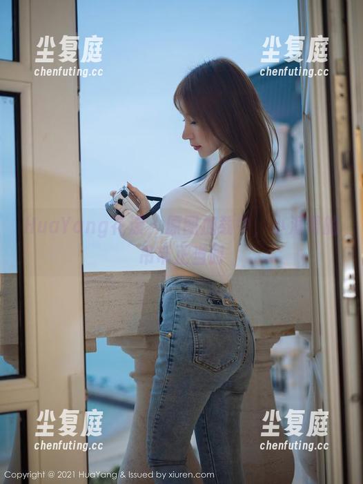 HuaYang花漾-小海臀 HuaYang花漾 - 原图加载中,小海臀的吊带正当时