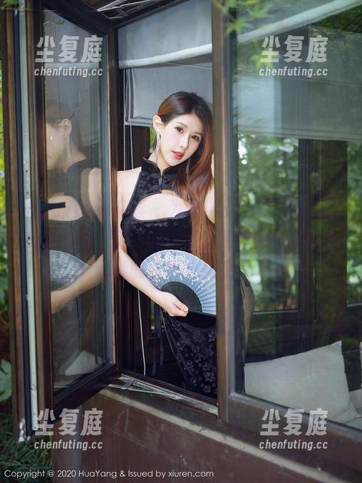 HuaYang花漾-思淇Sukiiii HuaYang花漾 - 为思淇Sukiiii的自拍作品点赞,定制的表情让我瞬间有了成为鬼脸高手的冲动!