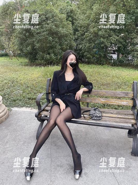 微密圈 - 无敌廋腿秘籍—July芝岚的健身裤私拍有多魔性？