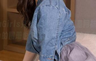 KelaGirls克拉女神 - 不仅仅是网袜，Luna的图册也勾起了一些小小的怀念。
