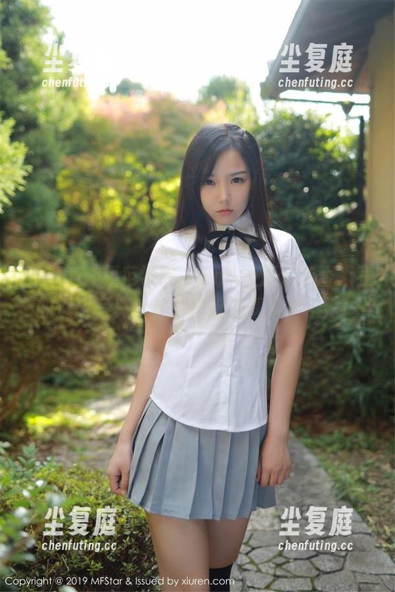 MFStar模范学院 - Emily顾奈奈酱，我的透明写真女神，壁纸都喜欢上了她！