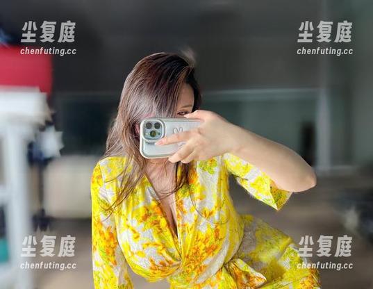 微密圈 - 打破次元壁的女生—MIYA女神的原图五星级免费展示！