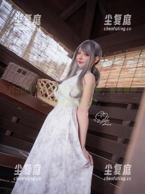 Machi马吉“女友”高清写真，莫名有种想跟她聊天的冲动。