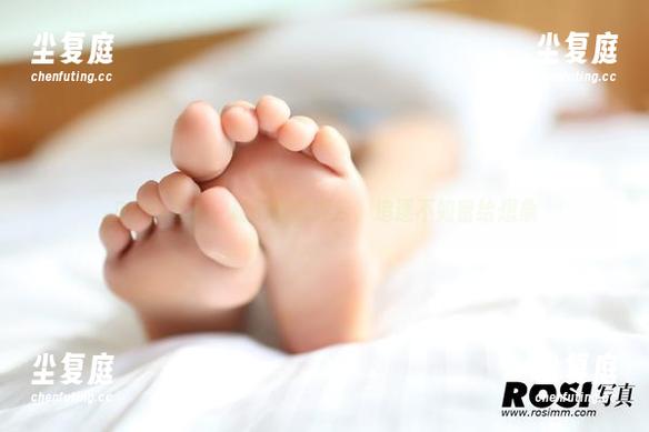 ROSI写真：秘密就像浮云，追逐不如留给想象