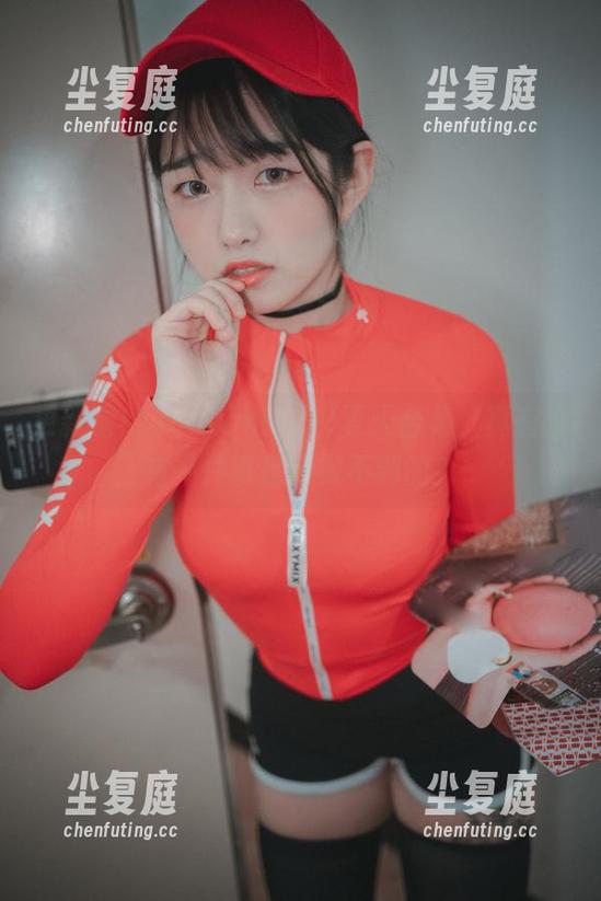 更新啦！Sonson(손손)夏天合集，真有没有一件事是她做不到的？