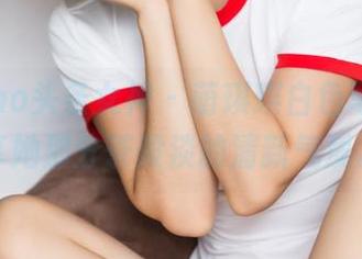 TouTiao头条女神 - 萌琪琪白色写真，分享她那分茶般淡的清新气质。