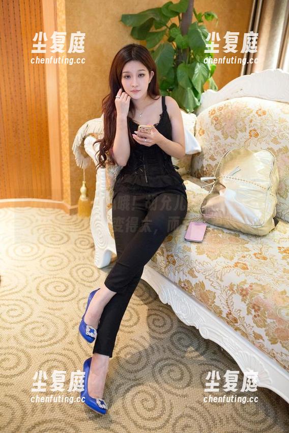 TuiGirl - 小心哦！胡允儿的温柔作品可能会让图库变得太，而我又想要...