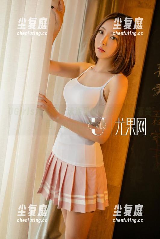 UGirls尤果网-孟思雨 UGirls尤果网 - 泳池里的孟思雨,高清美图,心中暗潮汹涌。