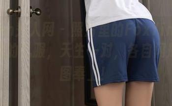 Xiuren秀人网 - 照片里的FoxYini孟狐狸和她的礼服,天生一对,各自闪耀,原图奉上!