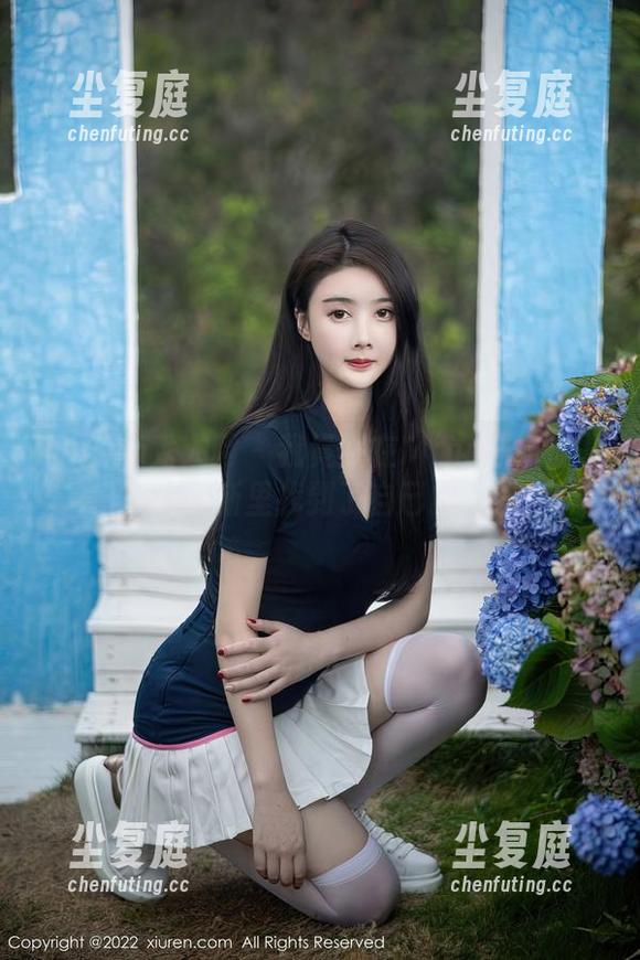 Xiuren秀人网 - 我竟然在Mina米娜的夏日写真更新里找到了自己的影子！