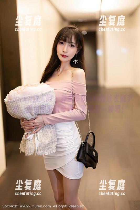 Xiuren秀人网-养乐多DoDo Xiuren秀人网 - 养乐多DoDo的泳衣随手拍,图库里真有奇遇,下载走一波吧!