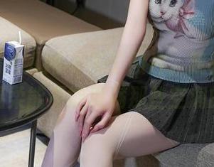 Xiuren秀人网 - 关于照片，我在想…凌希儿的温柔能不能填满那些空洞的时光？