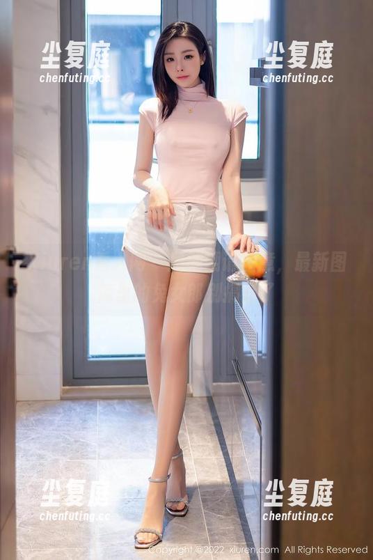 Xiuren秀人网-唐翩翩 Xiuren秀人网 - 唐翩翩请注意,最新图库里的兔女郎别搞错了