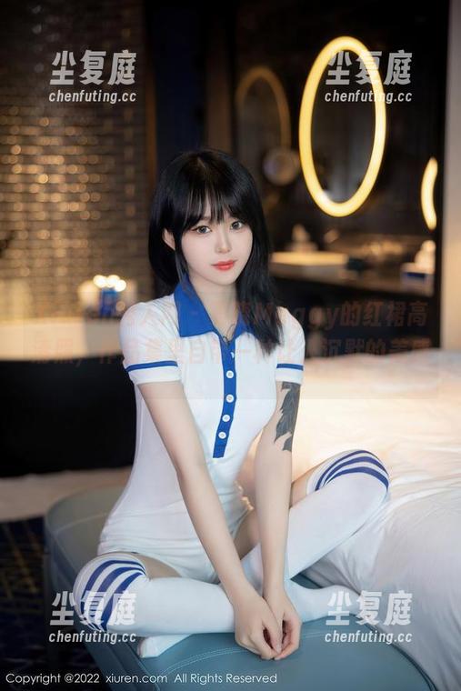 Xiuren秀人网-夏晓Maggy Xiuren秀人网 - 夏晓Maggy的红裙高清照,作品集里自带一种让人沉默的美感。