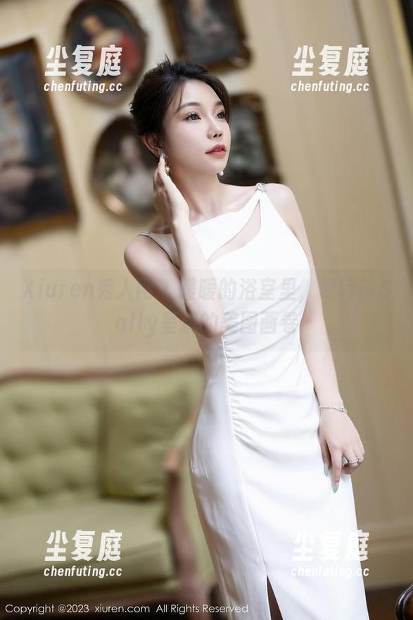 Xiuren秀人网 - 暖暖的浴室里，夏诗诗Sally呈现的美图画卷