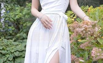 Xiuren秀人网 - 容容容Alice的写真：这图片竟让人联想到那条神秘的胡同