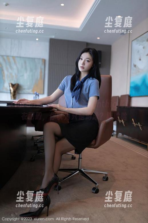 Xiuren秀人网-杨紫嫣Cynthia Xiuren秀人网 - 杨紫嫣Cynthia高清泳衣图册,你以为只是游泳?噗哈哈
