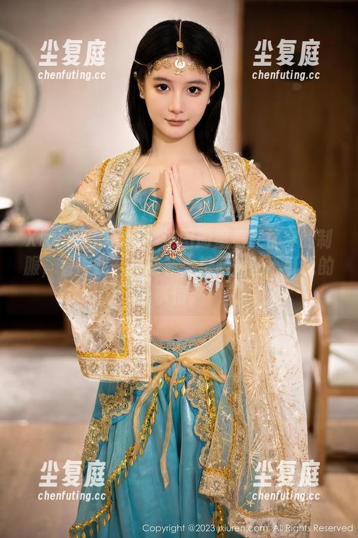 Xiuren秀人网-燕甘甘 Xiuren秀人网 - 这图册里燕甘甘穿的制服,看得我一阵脑补,想起一些不可说的事情。