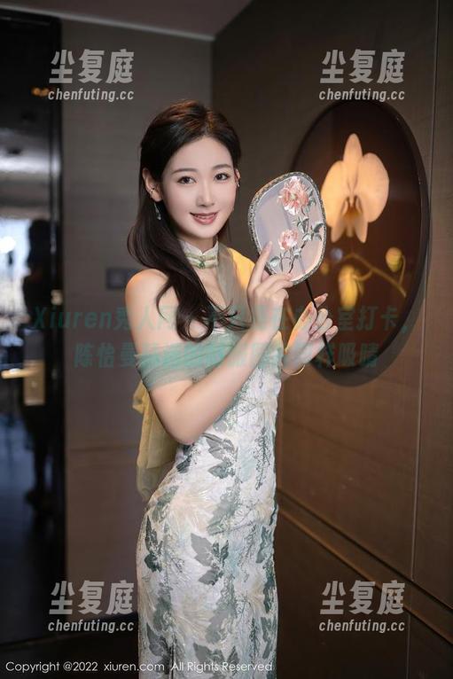 Xiuren秀人网 - 不只是在办公室打卡，陈怡曼精选的制服图片同样吸睛