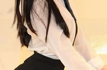 YouMi尤蜜荟 - 瞧瞧娜娜TINA的夏天美图,这得消耗多少防晒霜啊!