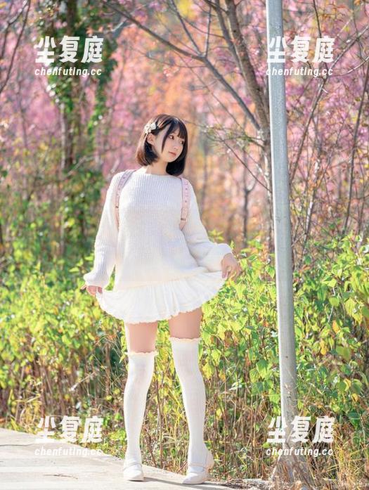 调皮又温柔，nagesa魔物喵厨娘合集中那些意味深长的照片