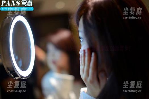 pans-沁沁 pans - 体操服图册:沁沁在健身房里摸索出的新舞步!