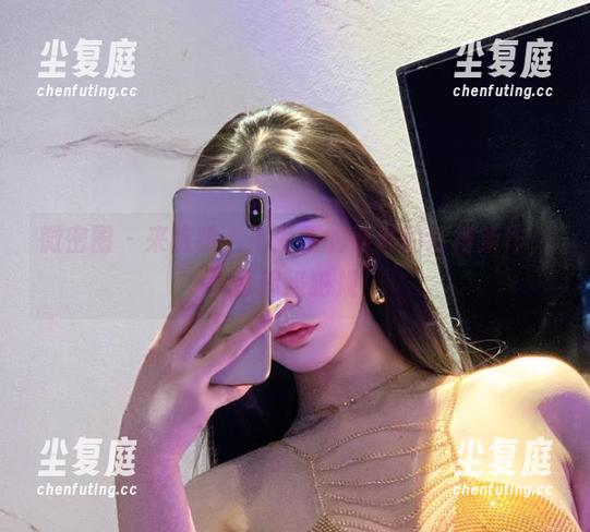不爱笑的赛琳 微密圈 - 来瞧瞧,不爱笑的赛琳的红裙新作,资源超级犯规!