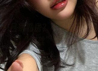 微密圈 - 吕家私房？不，是于芷晴原图里的“肉丝”大冒险！