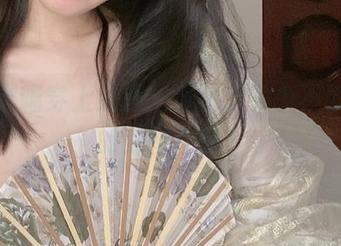 当倦倦喵穿上汉服,诞生了多少不可思议的美图合集?