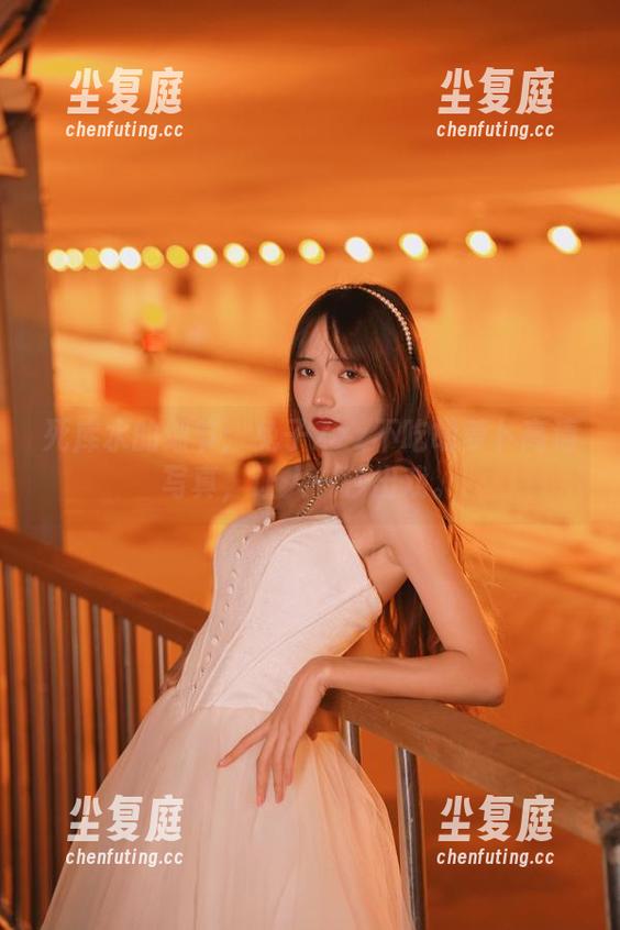 死库水的细节：兔子Zzz不吃胡萝卜高清写真，让人一秒出戏。