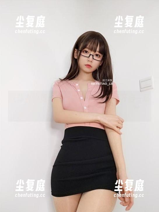 连体衣的奥义：当发条少女yoki开启一场美图快闪！