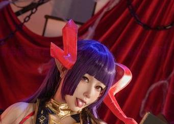 咔喵出品：赛车服与欧根亲王的绝妙结合，图集小心别闪了腰，赶紧下载！