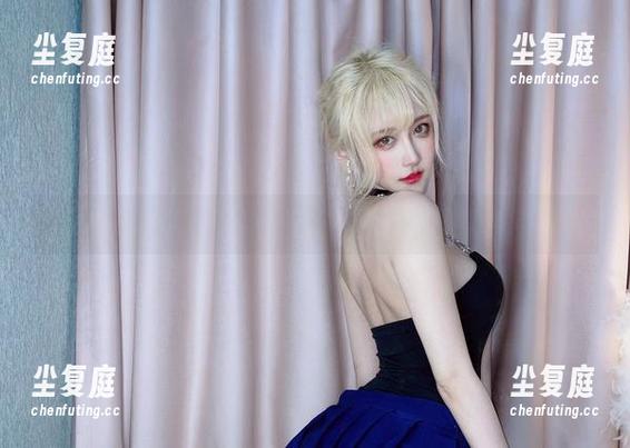 啾小妍的JK写真集——高清到我都不知该看哪儿了！