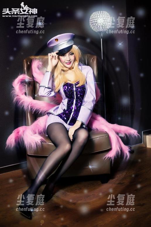 头条女神-易阳 头条女神 - 那个和服作品集里,易阳的每一张都让我想找个图画师给我画一幅!