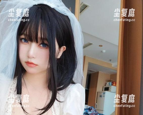 女主K 见招拆招,女主K在浴缸里的无圣光写真。