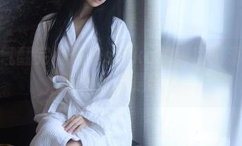 一口气翻完小鹿鹿shika的镂空高清图册，脑海里都是印象！