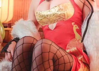 在线走近“抱走莫子aa”:魅魔的高清诱惑
