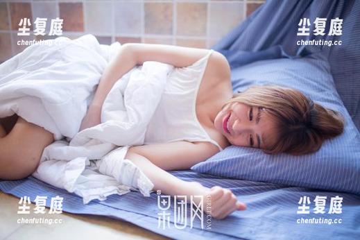 果团网 - little贝壳喵最新图集，长腿从未想过这么有压迫感，不过很可爱。