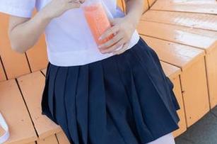 森萝财团的白丝少女午休合集,保证让你不想上班!