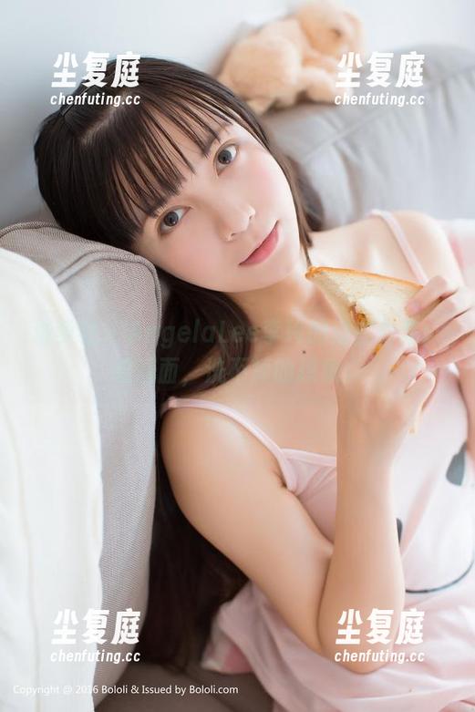 波萝社 - AngelaLee李玲的浴室合集：这画面，洗不掉的想象。