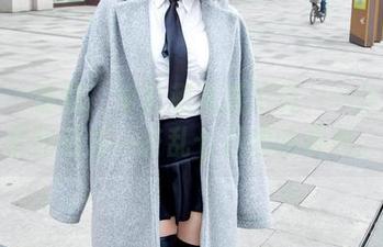 爱丝 - 佳慧、浴缸和高清写真——这一切都在引发一些乱七八糟的联想。