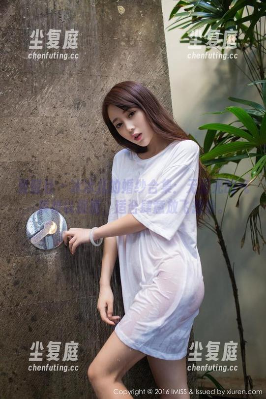 爱蜜社-冰冰儿 爱蜜社 - 冰冰儿的婚纱合集:无圣光的气质难以捉摸,适合肆意放飞想象。
