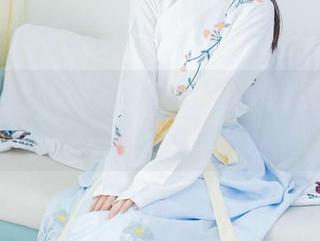 物恋传媒 - 岚岚出品,定制美足,走路都带风——说不定哪天能飞!