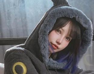 当狐洛洛子的女神形象撞上我的好奇心，图包尽显真实与渴望