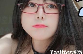 最近的空姐写真，得对眼酱大魔王w的审美投个降，实在太出乎我的意料。