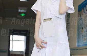 秀人网 - Angela喜欢猫的自拍资源，我敢打包票——比买午餐还便宜，零元！