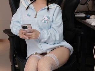 秀人网 - 喂喂喂，baby嘉茵带你看妹妹的美图，这状态我给满分！