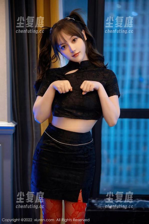 秀人网-夏诗雯Sally 秀人网 - 又一轮更新!夏诗雯Sally的少女写真集,天哪,她怎么总是那么好看?