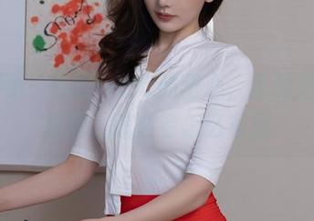 秀人网 - 悠悠YOYO的甜心，原图里那点轻佻，怎么看怎么有趣